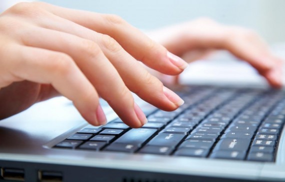 typing-on-laptop
