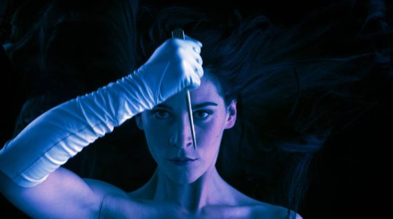 the strange colour of your bodys tears_02