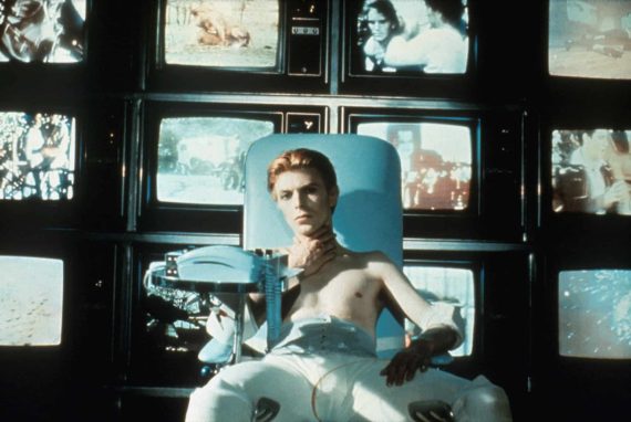 the-man-who-fell-to-earth-still-2-image-courtesy-of-rialto-pictures