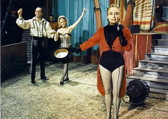 Berserk_Joan_Crawford1-570x406.jpg